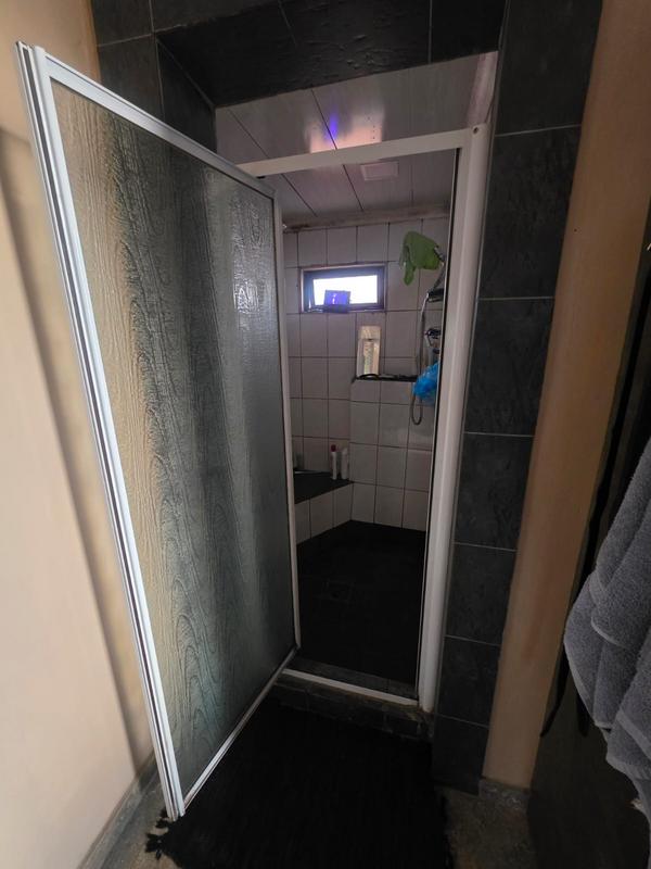5 Bedroom Property for Sale in Golf Park Gauteng