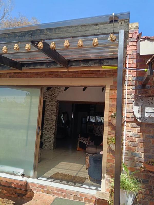 5 Bedroom Property for Sale in Golf Park Gauteng