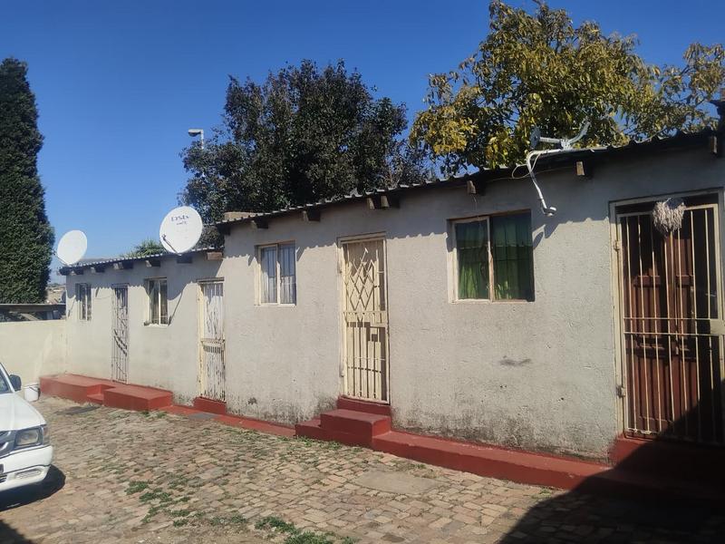 13 Bedroom Property for Sale in Olievenhoutbosch Gauteng