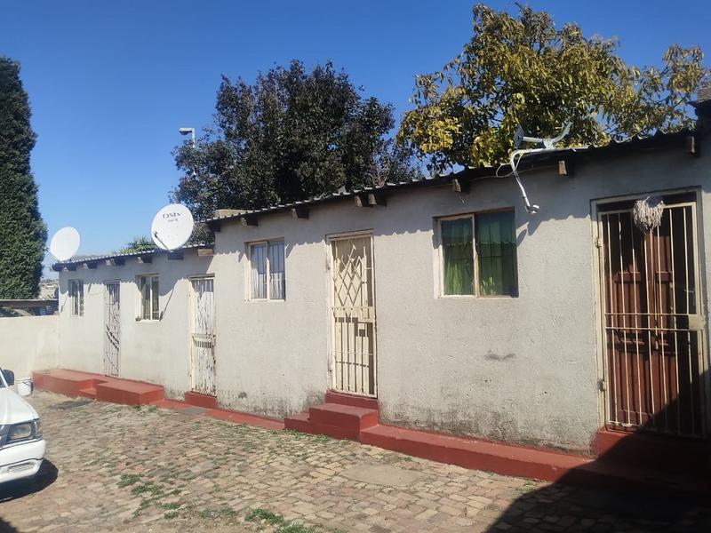 13 Bedroom Property for Sale in Olievenhoutbosch Gauteng