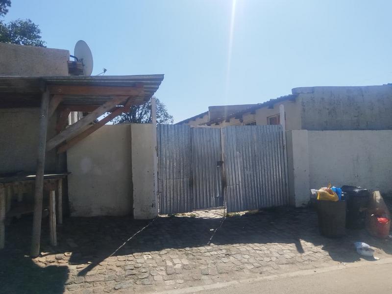13 Bedroom Property for Sale in Olievenhoutbosch Gauteng