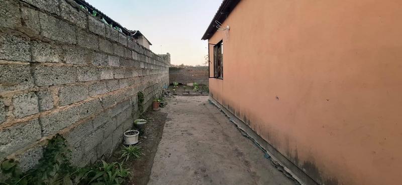 2 Bedroom Property for Sale in Tembisa Gauteng