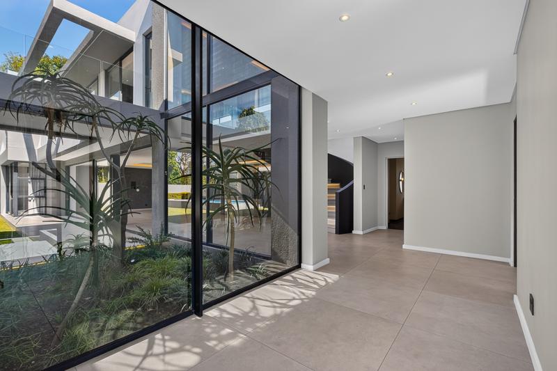 5 Bedroom Property for Sale in Bryanston Gauteng