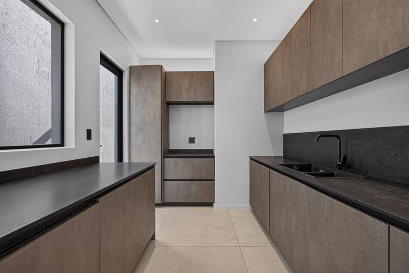 5 Bedroom Property for Sale in Bryanston Gauteng