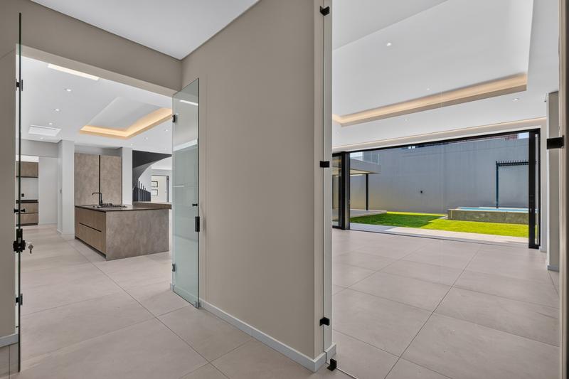 5 Bedroom Property for Sale in Bryanston Gauteng