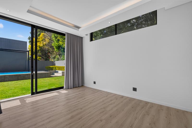 5 Bedroom Property for Sale in Bryanston Gauteng