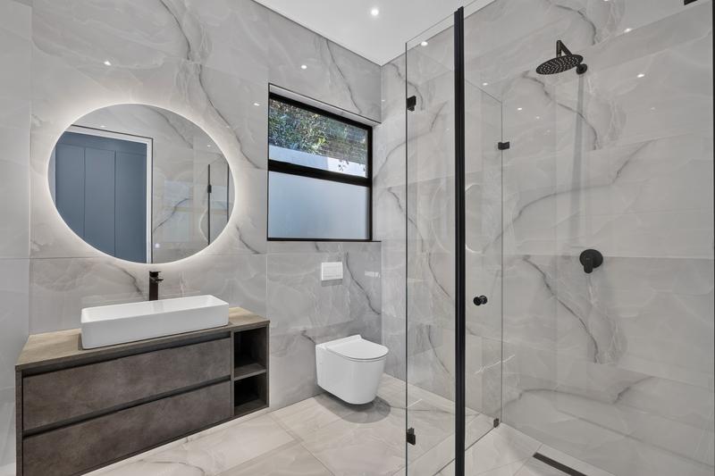 5 Bedroom Property for Sale in Bryanston Gauteng