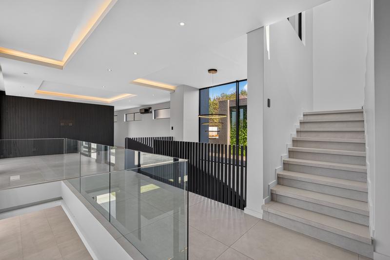 5 Bedroom Property for Sale in Bryanston Gauteng