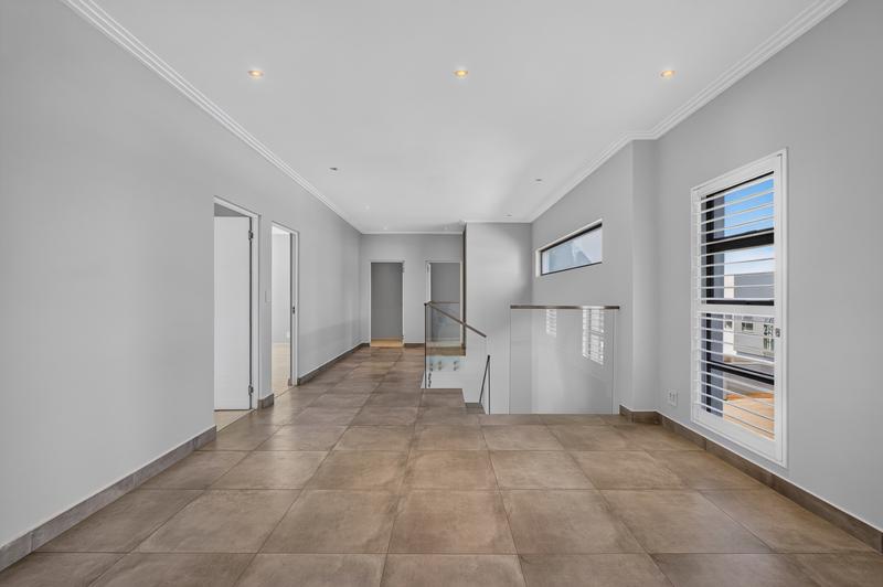4 Bedroom Property for Sale in Bryanston Gauteng