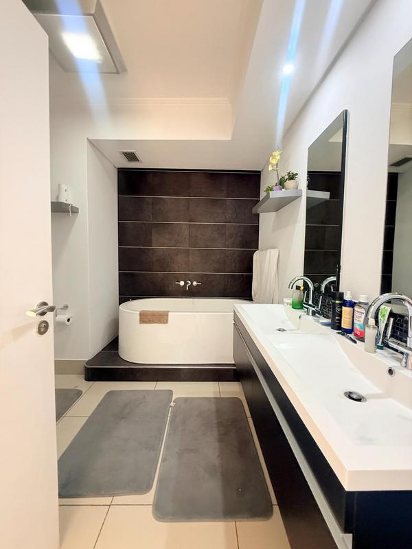 To Let 2 Bedroom Property for Rent in Morningside Gauteng