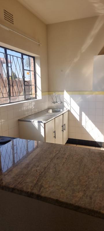 To Let 1 Bedroom Property for Rent in Primrose Hill Gauteng