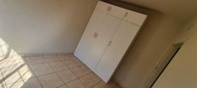 To Let 1 Bedroom Property for Rent in Primrose Hill Gauteng