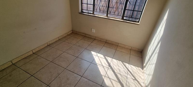 To Let 1 Bedroom Property for Rent in Primrose Hill Gauteng