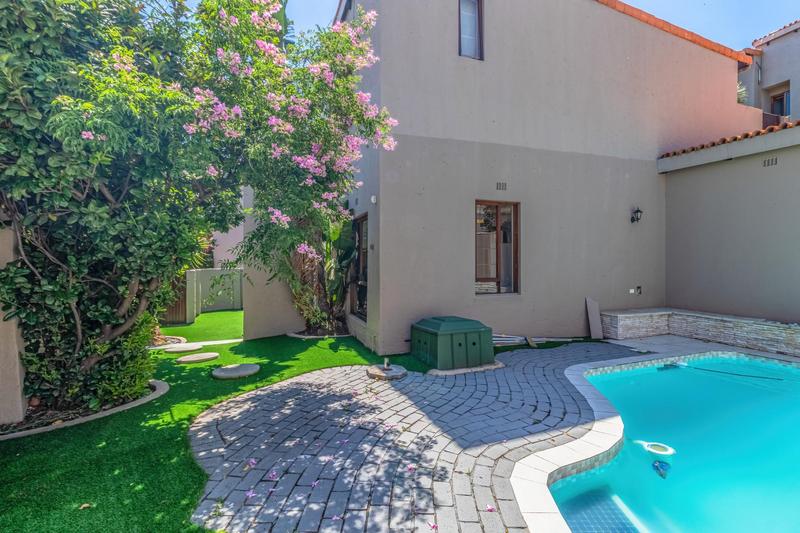 To Let 4 Bedroom Property for Rent in Bedford Park Gauteng