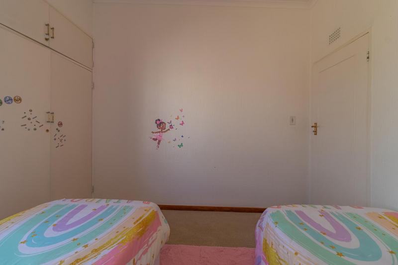 To Let 4 Bedroom Property for Rent in Bedford Park Gauteng