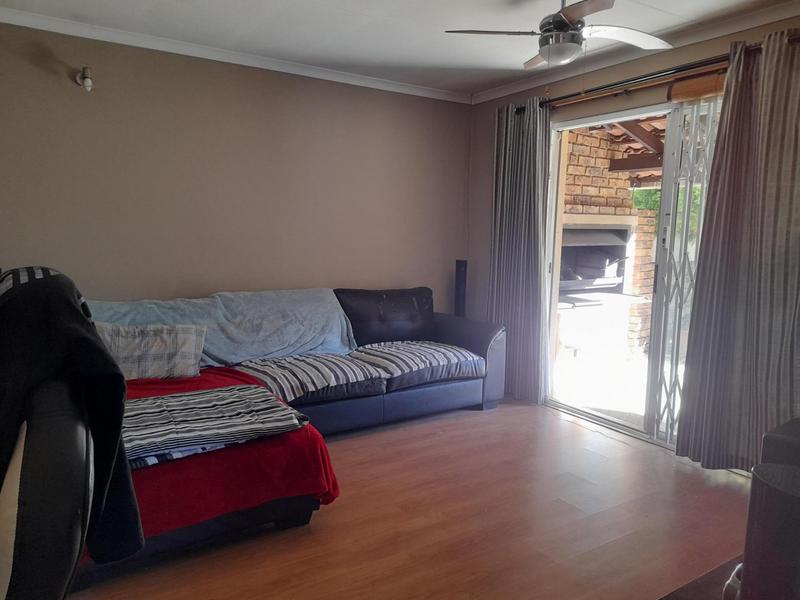 2 Bedroom Property for Sale in Pomona Gauteng