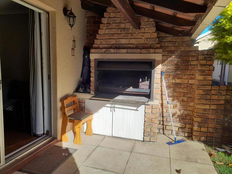 2 Bedroom Property for Sale in Pomona Gauteng
