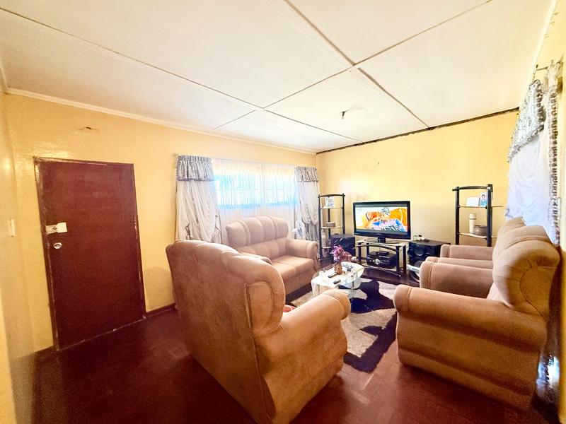 3 Bedroom Property for Sale in Vanderbijlpark CW 4 Gauteng