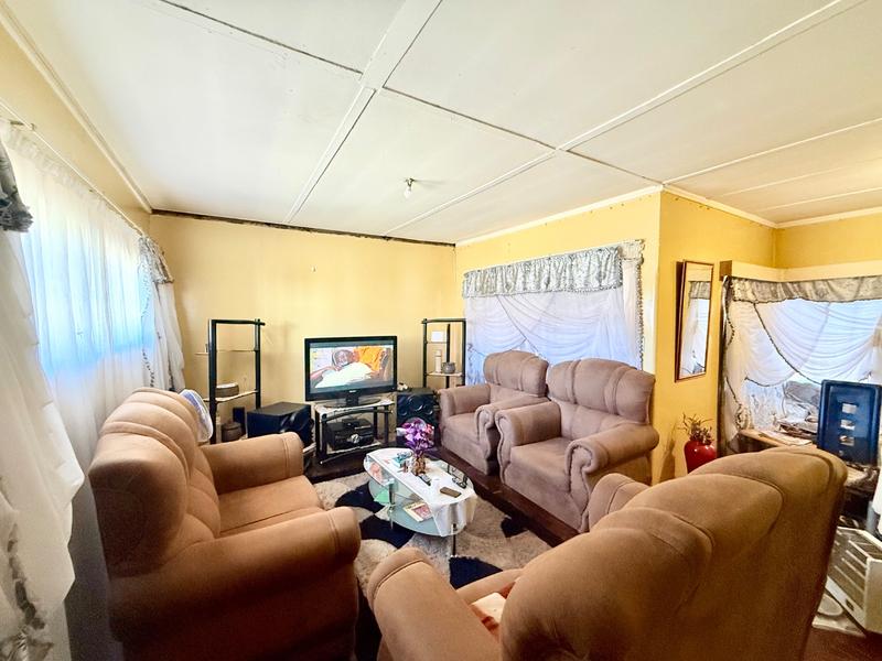 3 Bedroom Property for Sale in Vanderbijlpark CW 4 Gauteng