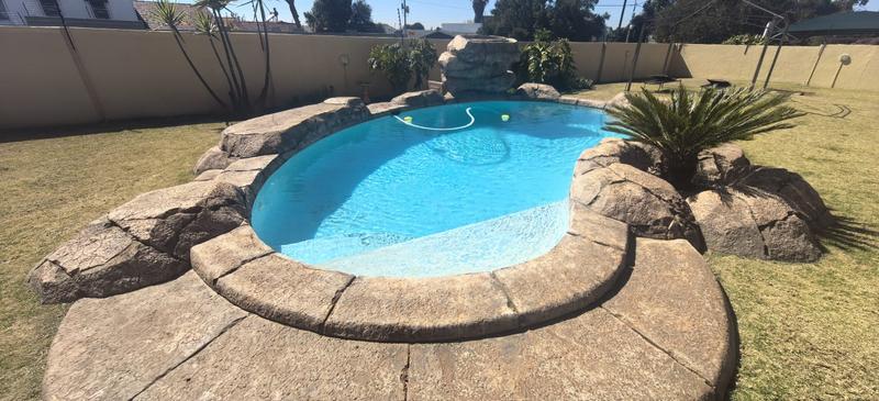 3 Bedroom Property for Sale in Horison Gauteng