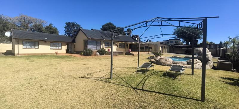 3 Bedroom Property for Sale in Horison Gauteng