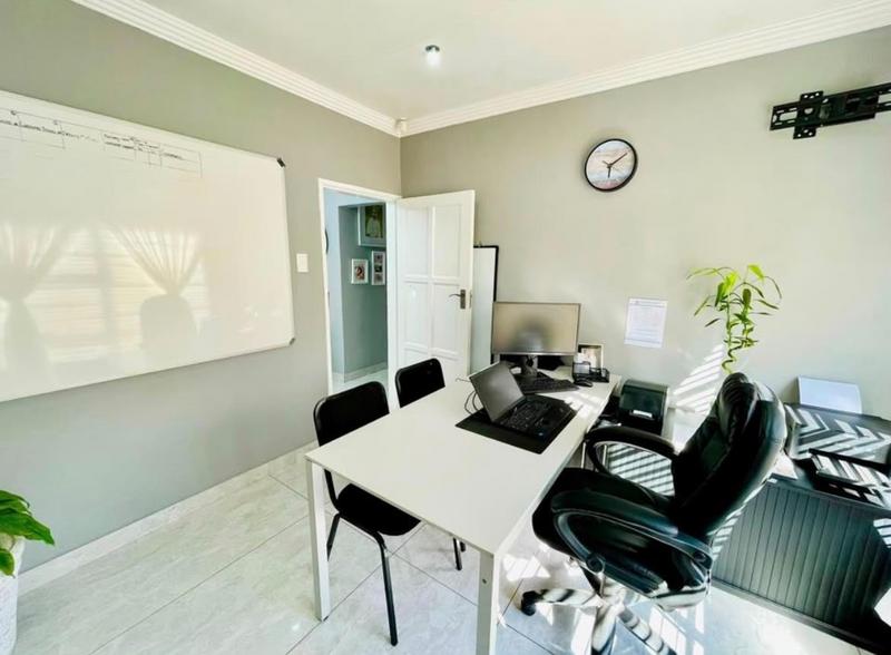 4 Bedroom Property for Sale in Brackendowns Gauteng