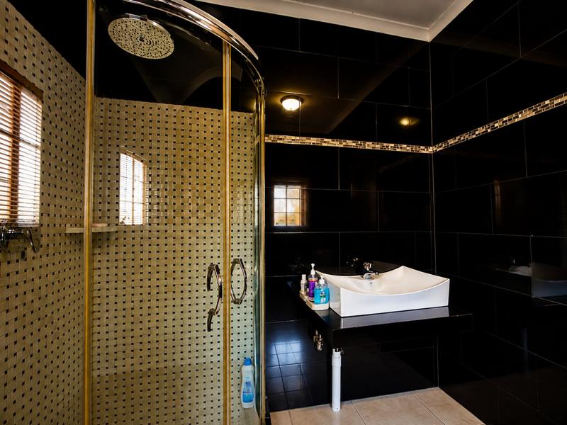 3 Bedroom Property for Sale in Ninapark Gauteng