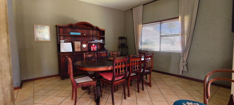 5 Bedroom Property for Sale in Brentwood Gauteng