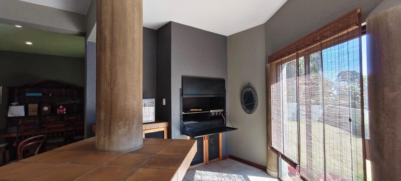 5 Bedroom Property for Sale in Brentwood Gauteng