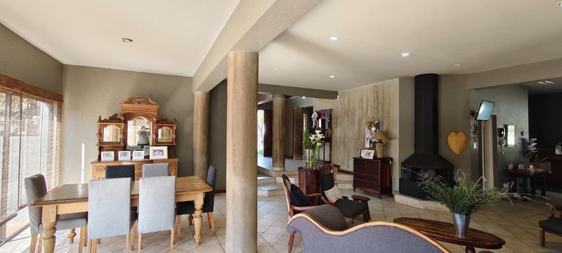 5 Bedroom Property for Sale in Brentwood Gauteng