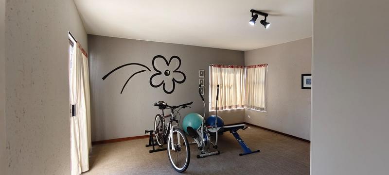 5 Bedroom Property for Sale in Brentwood Gauteng