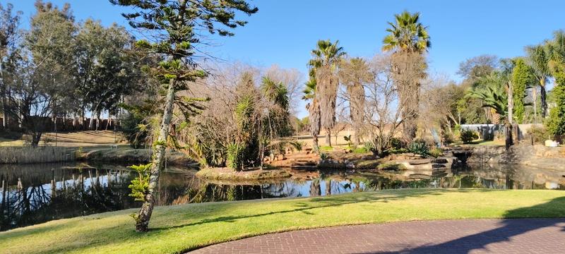 5 Bedroom Property for Sale in Brentwood Gauteng
