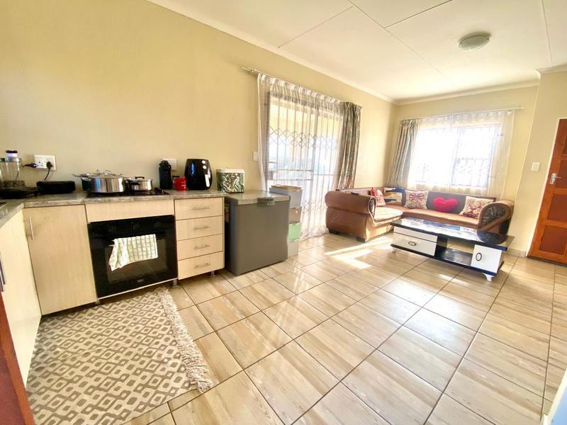 3 Bedroom Property for Sale in Azaadville Gardens Gauteng