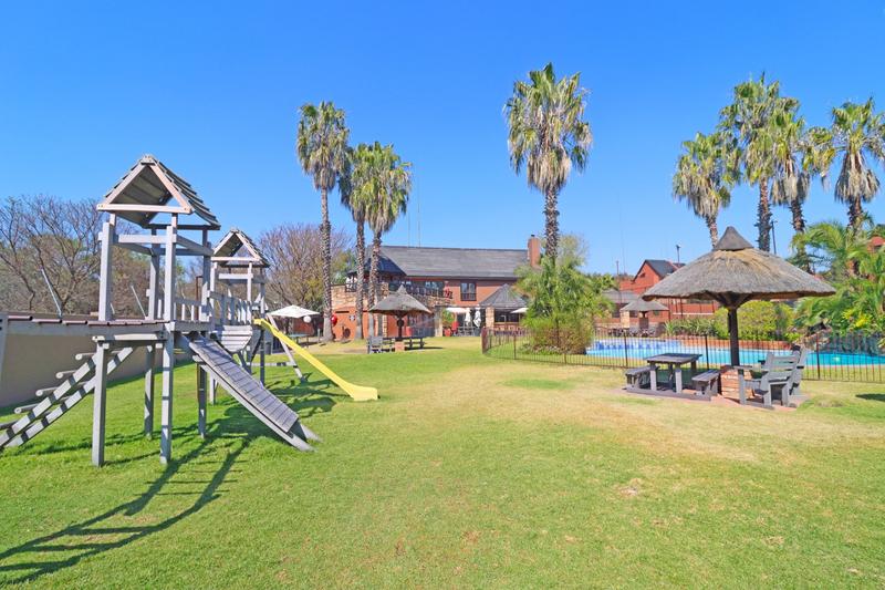2 Bedroom Property for Sale in Magaliessig Gauteng