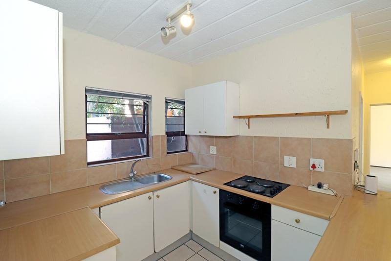 2 Bedroom Property for Sale in Magaliessig Gauteng