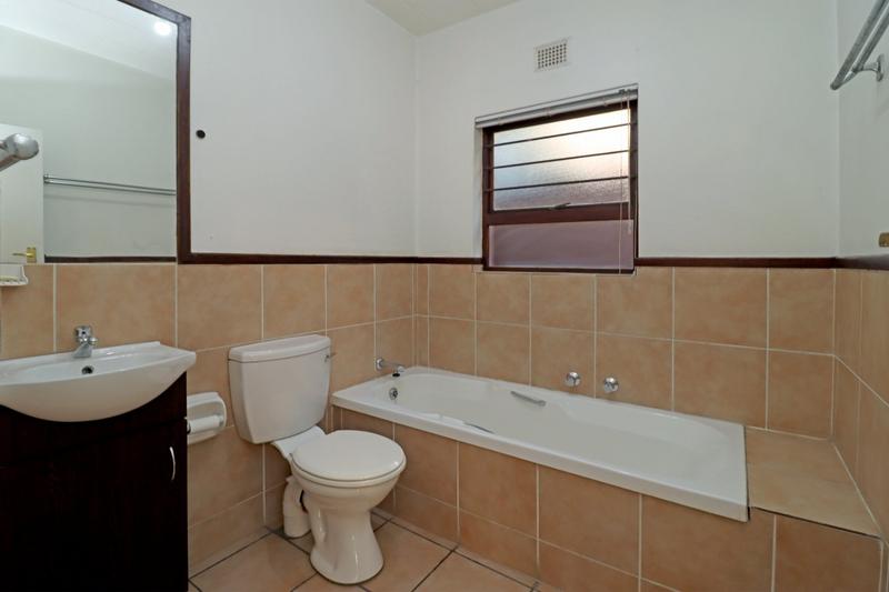 2 Bedroom Property for Sale in Magaliessig Gauteng