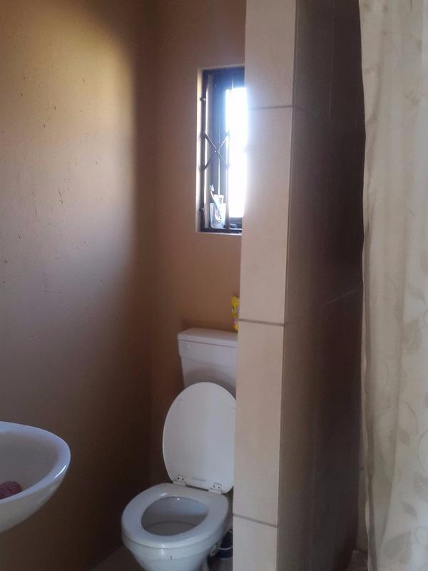 To Let 2 Bedroom Property for Rent in Protea Glen Gauteng