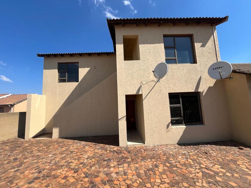 To Let 2 Bedroom Property for Rent in Protea Glen Gauteng