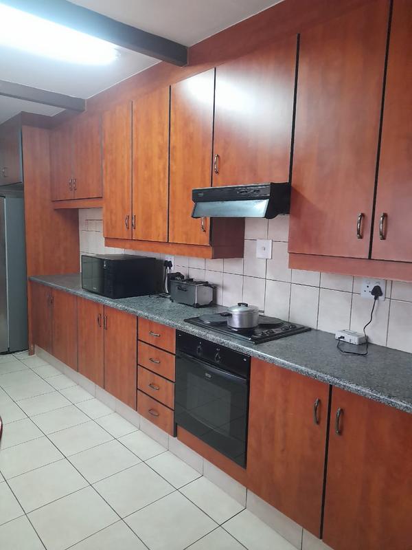 To Let 2 Bedroom Property for Rent in South Crest Gauteng