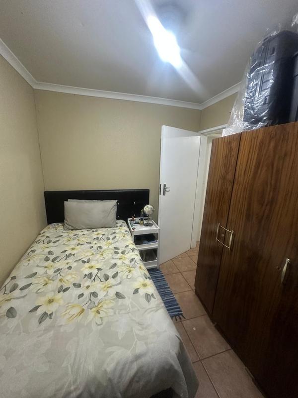 To Let 3 Bedroom Property for Rent in Protea Glen Gauteng