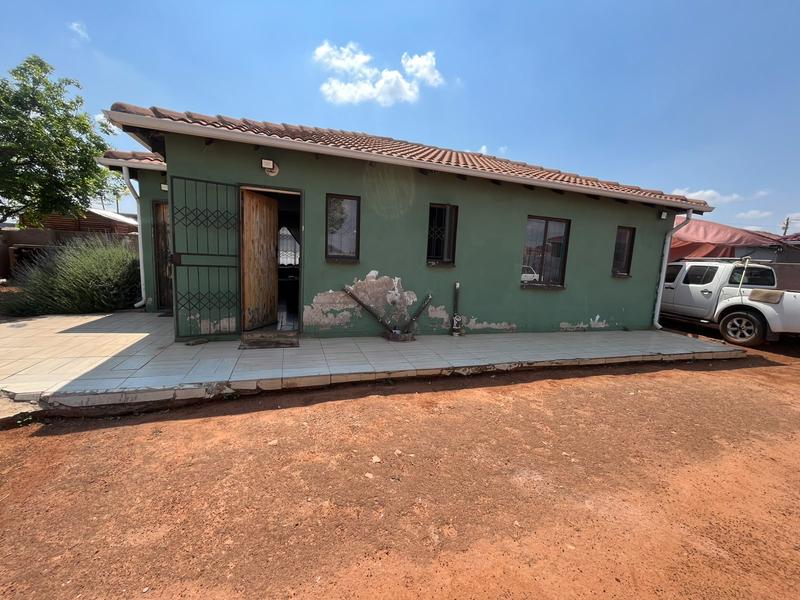 3 Bedroom Property for Sale in Protea Glen Gauteng