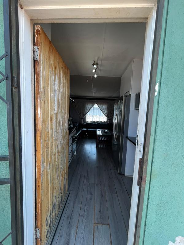 3 Bedroom Property for Sale in Protea Glen Gauteng