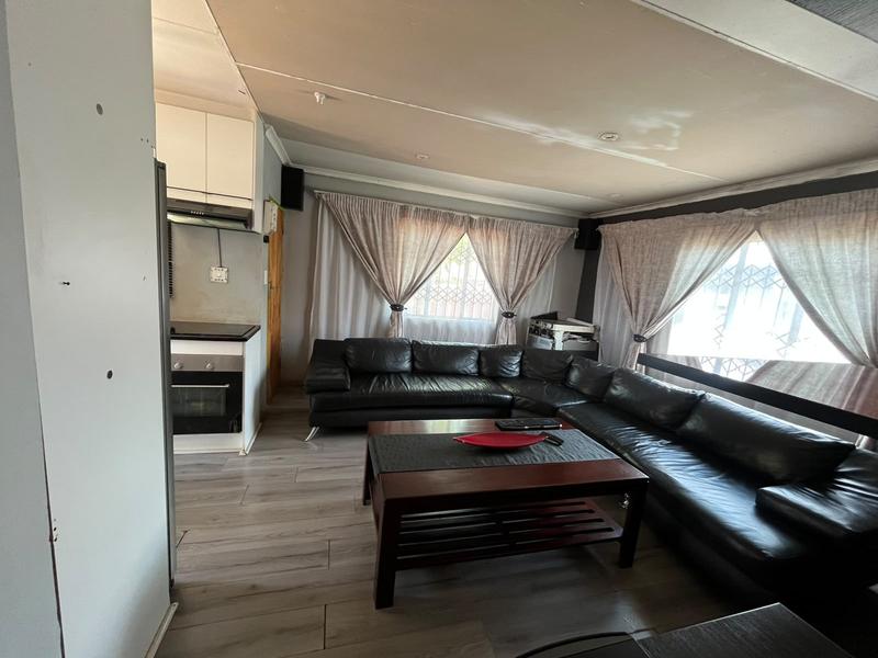 3 Bedroom Property for Sale in Protea Glen Gauteng