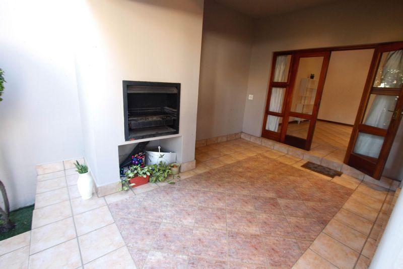 3 Bedroom Property for Sale in Bedfordview Gauteng