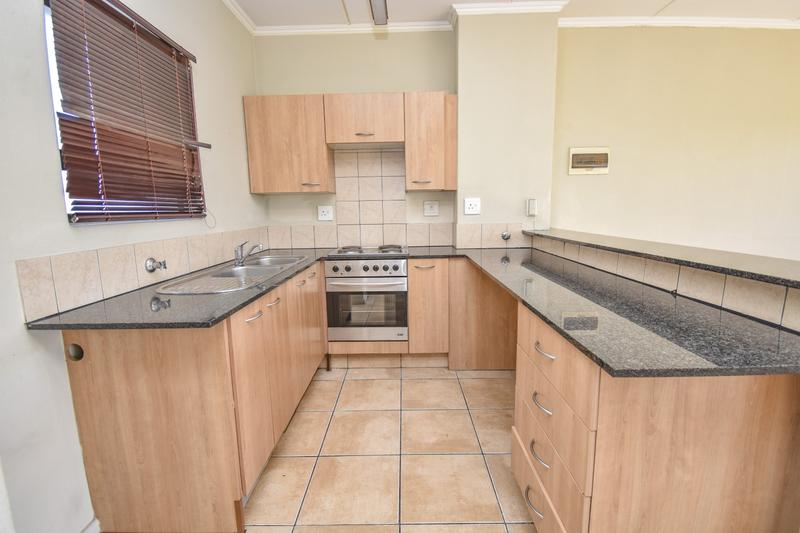 2 Bedroom Property for Sale in Sunninghill Gauteng
