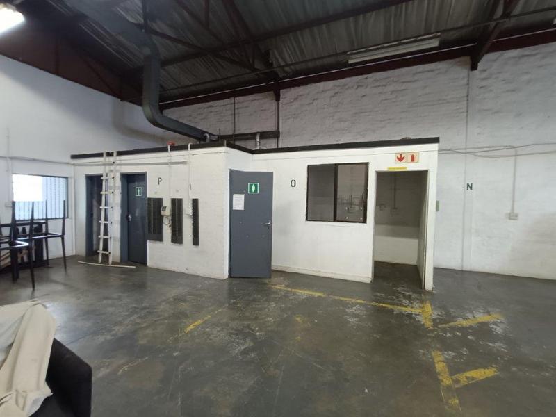 To Let Commercial Property for Rent in Robertville Gauteng