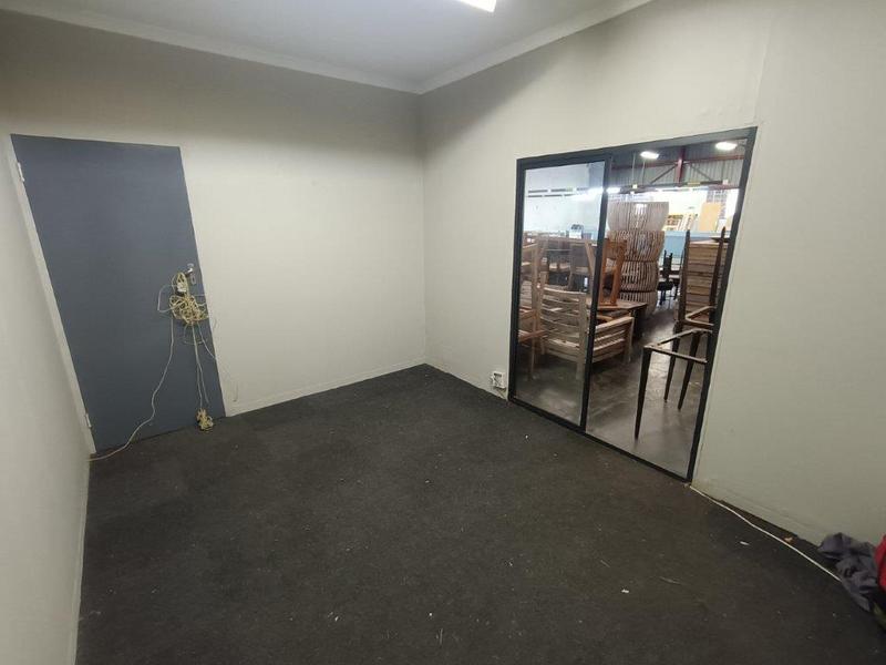 To Let Commercial Property for Rent in Robertville Gauteng