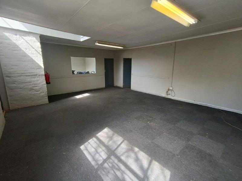 To Let Commercial Property for Rent in Robertville Gauteng
