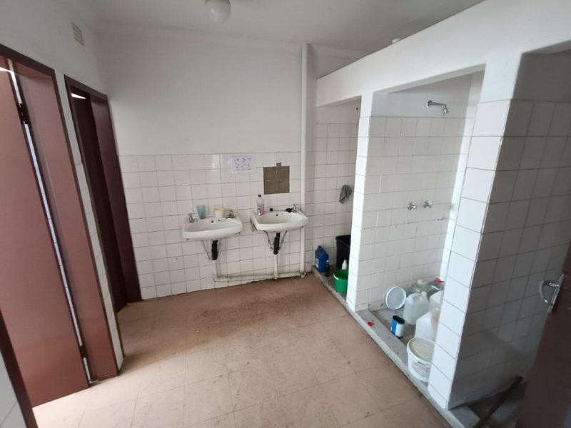 To Let Commercial Property for Rent in Robertville Gauteng