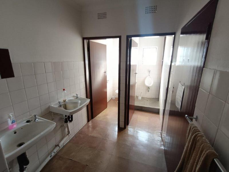 To Let Commercial Property for Rent in Robertville Gauteng